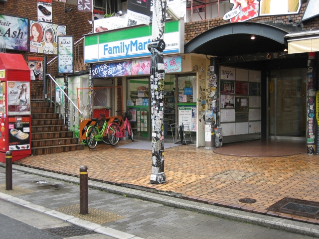 アメ村三角公園目の前の一等地 レンタルスペースー 大阪府 心斎橋周辺のレンタルスペース 軒先ビジネス 貸店舗や期間限定ショップの店舗物件 ポップアップストア出店スペース検索サイト